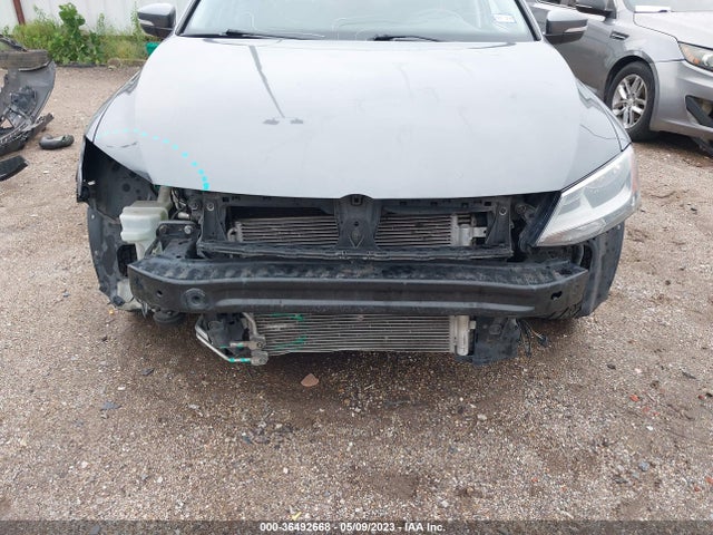 3VWD07AJXFM339689 Volkswagen Jetta Sedan 1.8t Se