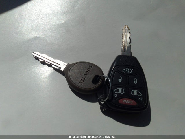 2005 CHRYSLER TOWN & COUNTRY TOURING VIN: 2C4GP54L85R506524