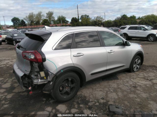 KNDCE3LC4J5111225 KIA NIRO EX