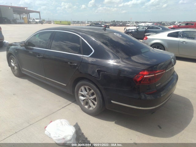 Volkswagen Passat 1.8t S 2017 1VWAT7A32HC048331 Image 3