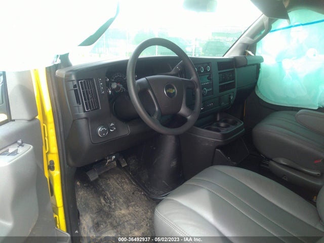 Chevrolet EXPRESS CARGO VAN 2023 1GCWGAFP6P1117716 Image 5