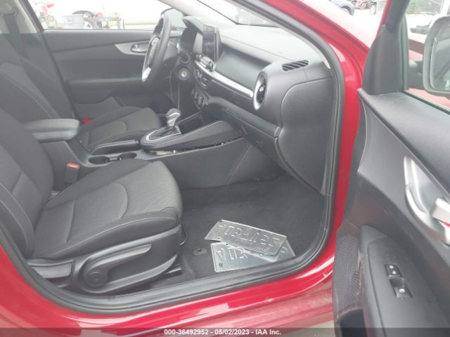 3KPF24AD3NE417107 KIA Forte Lxs