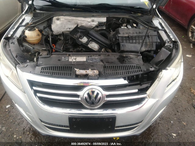 2010 VOLKSWAGEN TIGUAN SEL VIN: WVGAV7AX2AW513707