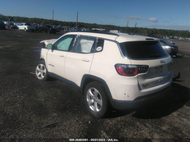 3C4NJDBB7JT485511 Jeep Compass Latitude