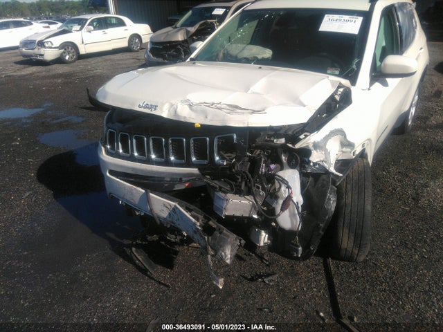 3C4NJDBB7JT485511 Jeep Compass Latitude