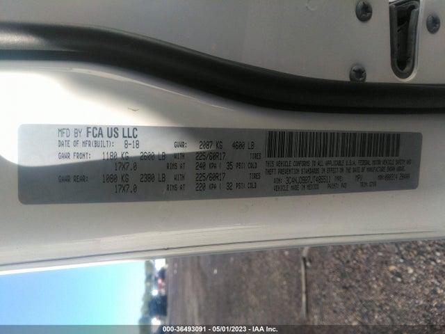 3C4NJDBB7JT485511 Jeep Compass Latitude