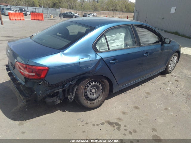 3VW2K7AJ9FM336882 Volkswagen Jetta Sedan 2.0l S
