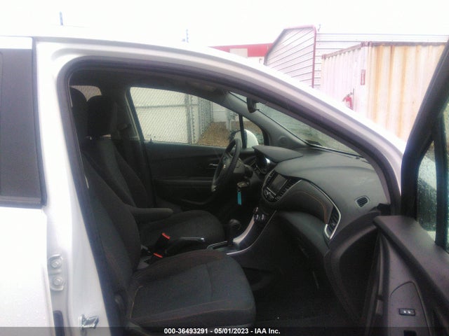 Chevrolet TRAX LS 2021 KL7CJKSB2MB322702 Image 5