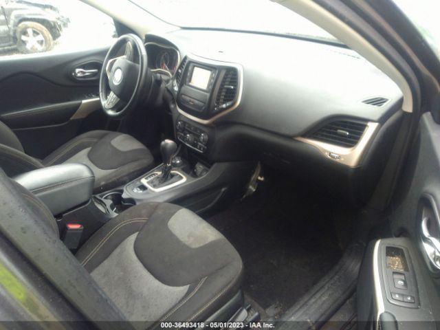 1C4PJMCB2JD541237 Jeep Cherokee Latitude 4x4