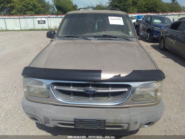 2000 FORD EXPLORER XLT VIN: 1FMZU63E3YZC60742