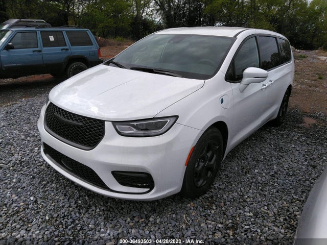 2022 Chrysler Pacifica Hybrid, VIN: 2C4RC1L7XNR127395
