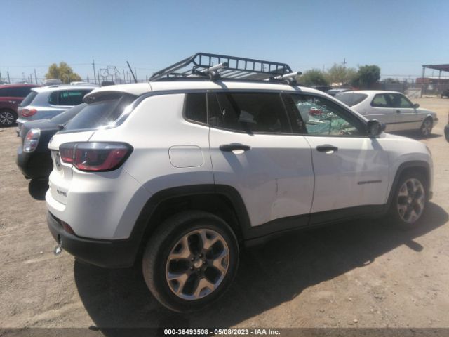 3C4NJDCB8LT122099 Jeep Compass Limited