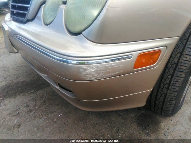 2001 MERCEDES-BENZ E-CLASS AWD VIN: WDBJF82J51X058751