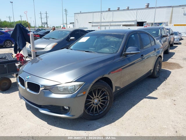 WBA3B1G54FNT01524 BMW 3 Series 320i