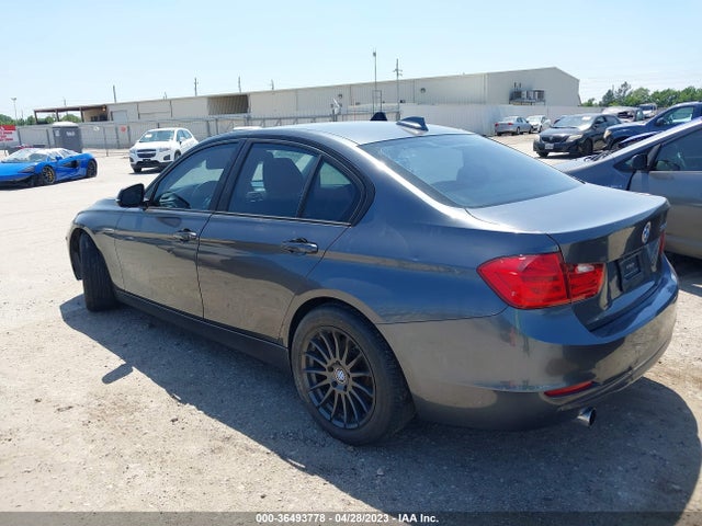 WBA3B1G54FNT01524 BMW 3 Series 320i