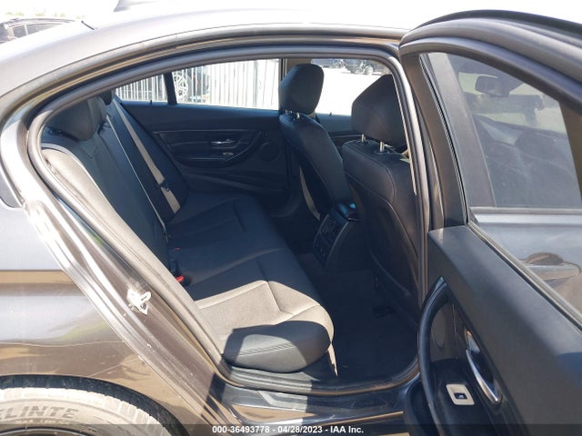 WBA3B1G54FNT01524 BMW 3 Series 320i