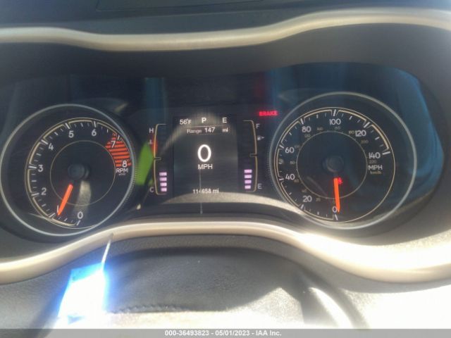 1C4PJLAS5GW376200 Jeep Cherokee Sport