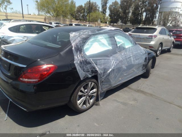 55SWF4JB1JU264426 Mercedes-Benz C-class C 300
