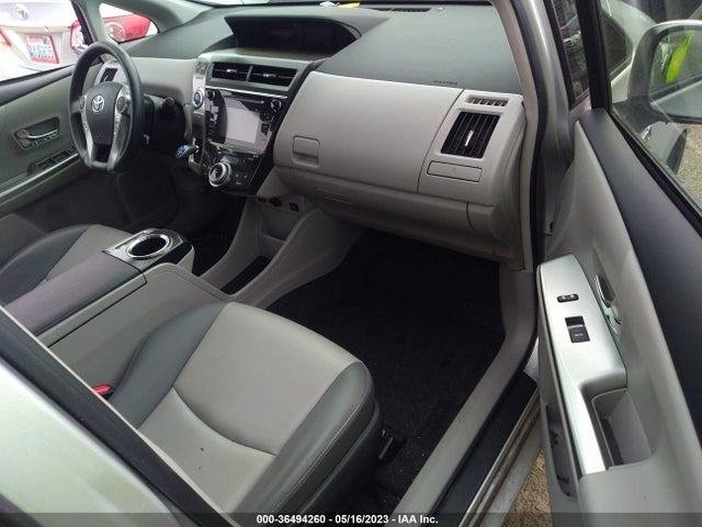 Toyota Prius V Two/five/three/four 2015 JTDZN3EU9FJ034978 Image 6