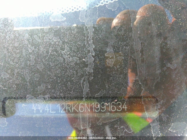 2022 VOLVO XC60 MOMENTUM VIN: YV4L12RK6N1991634