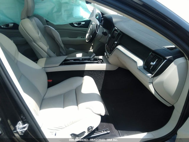 7JRL12TL8NG161353 Volvo S60 INSCRIPTION
