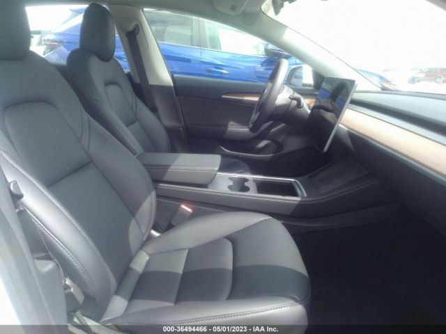 5YJ3E1EA4NF358359 Tesla MODEL 3