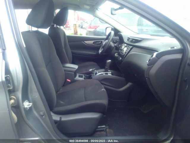 JN1BJ1CP0JW157310 Nissan Rogue Sport S
