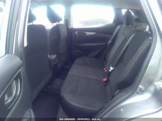 JN1BJ1CP0JW157310 Nissan Rogue Sport S