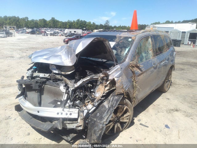 Honda Pilot Touring 8-passenger 2019 5FNYF5H96KB019982 Image 6