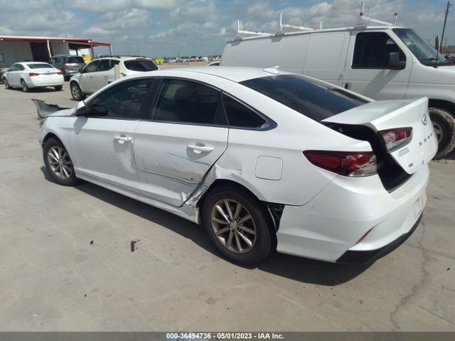 Hyundai SONATA SE 2018 5NPE24AF8JH620111 Image 3