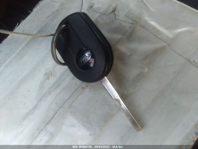 1FADP3K26GL270359 Ford FOCUS SE