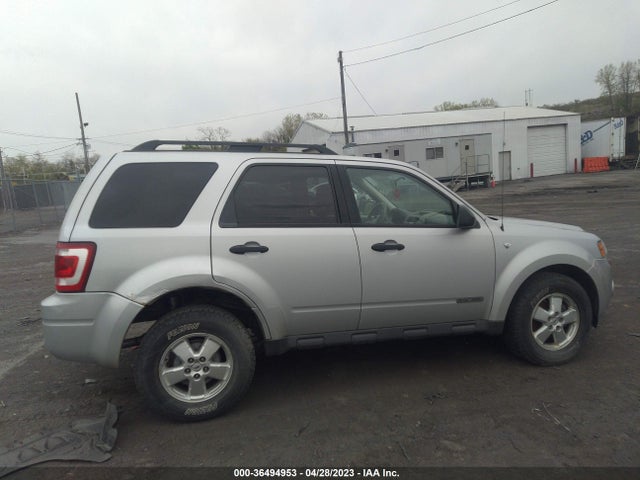 2008 FORD ESCAPE XLT VIN: 1FMCU93138KA64281