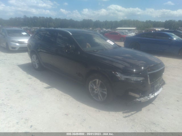 2018 Volvo V90, VIN: YV4102NK6J1020045