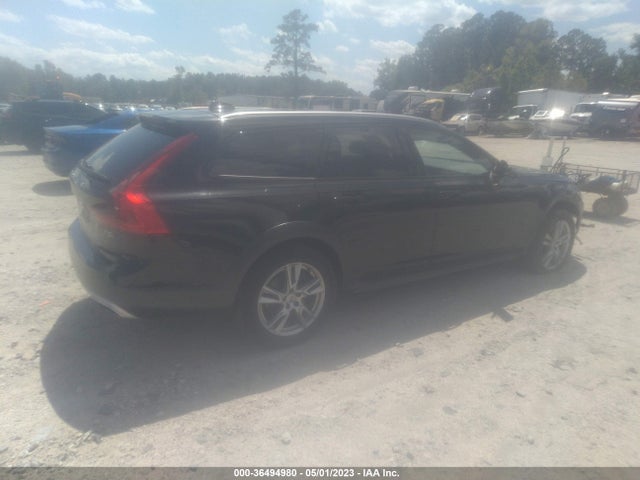 2018 Volvo V90, VIN: YV4102NK6J1020045