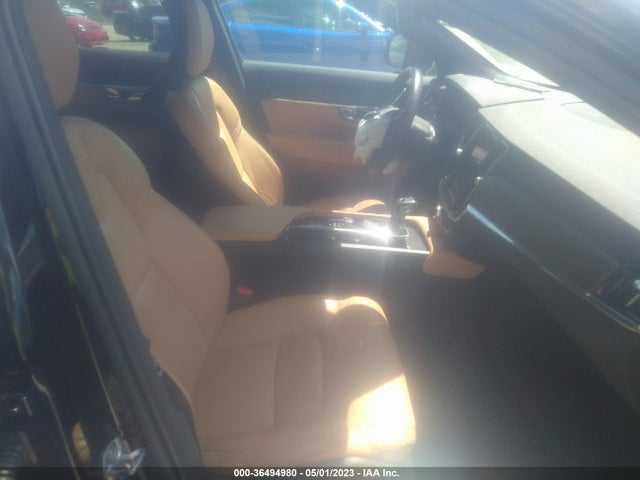 2018 Volvo V90, VIN: YV4102NK6J1020045
