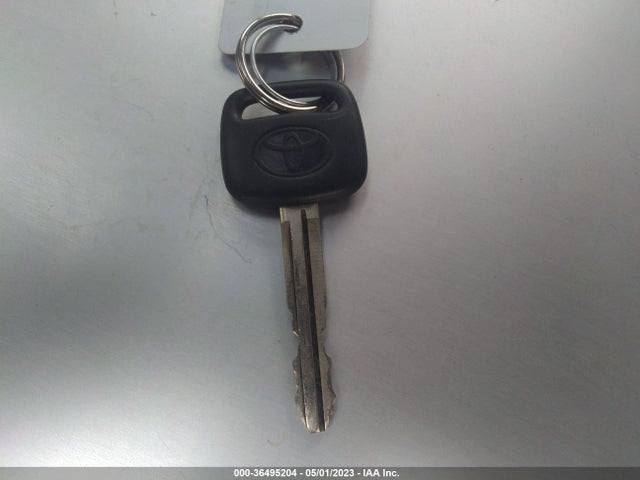 2003 TOYOTA AVALON XL/XLS VIN: 4T1BF28B43U294083