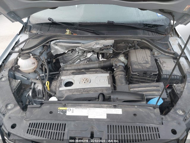 WVGVV7AXXHK022031 Volkswagen Tiguan Sel