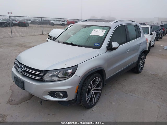 WVGVV7AXXHK022031 Volkswagen Tiguan Sel