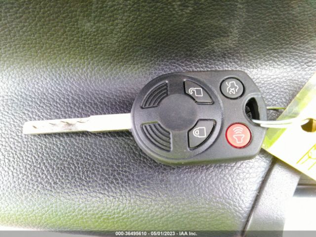 1FMCU9GX7EUA86122 Ford ESCAPE SE