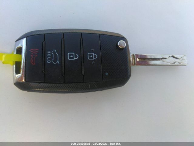 KNDJP3A59J7599324 KIA SOUL +