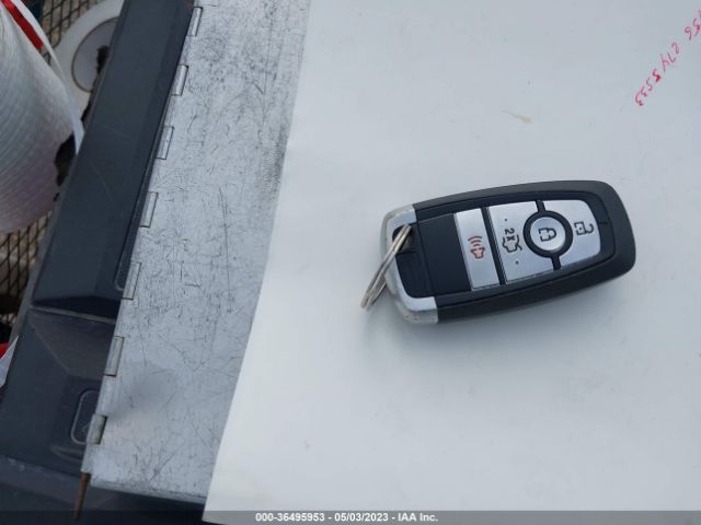 3FA6P0HD1JR203628 Ford FUSION SE