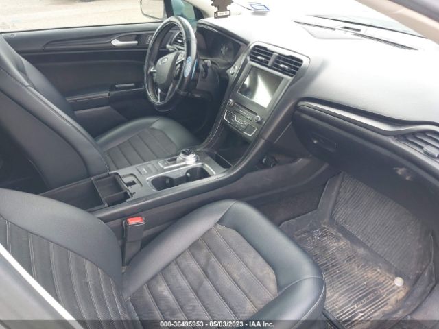 3FA6P0HD1JR203628 Ford FUSION SE