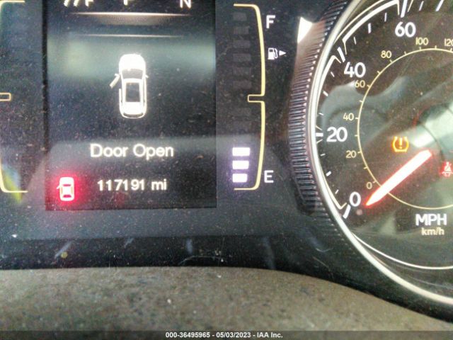 1C4PJLCB1EW157681 Jeep Cherokee Latitude