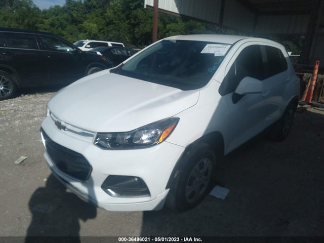 Chevrolet TRAX LS 2018 KL7CJKSB3JB631364 Image 2