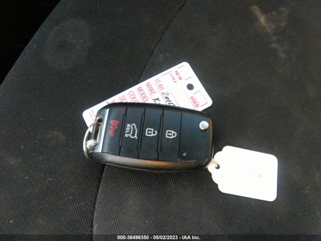 KIA Soul Base 2014 KNDJN2A21E7015820 Image 3
