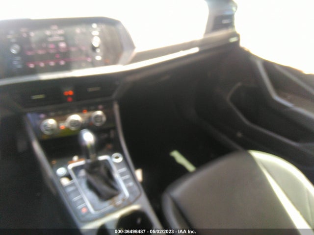 3VWE57BU3KM249387 Volkswagen JETTA SEL