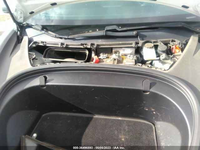 Tesla Model 3 Long Range 2018 5YJ3E1EB6JF148476 Image 12