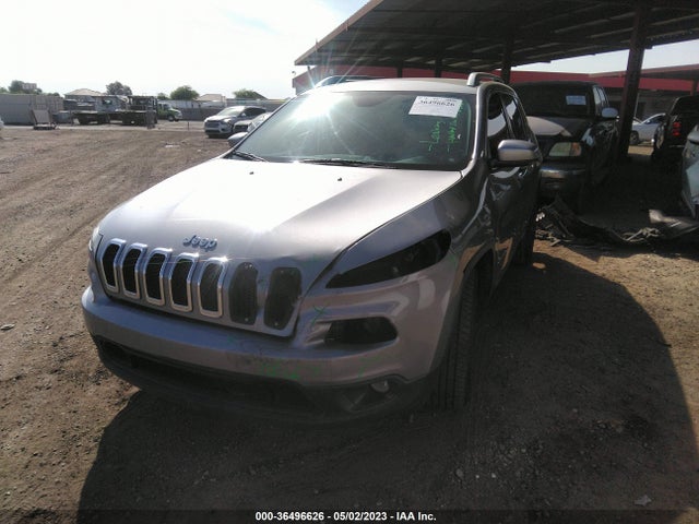 Jeep Cherokee Latitude 2015 1C4PJLCS7FW689826 Image 2