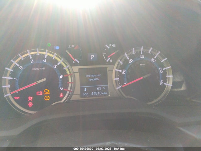 Toyota 4RUNNER SR5 2019 JTEBU5JR6K5636558 Image 8
