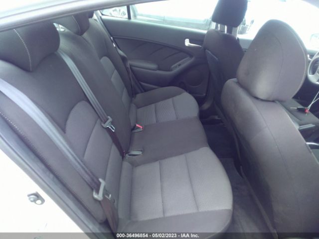 3KPFK4A7XHE092731 KIA FORTE LX